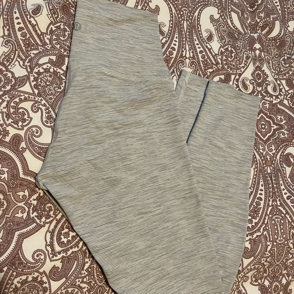 Lululemon 25” leggings - Picture 1 of 1